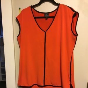 D-5 Worthington sleeveless top